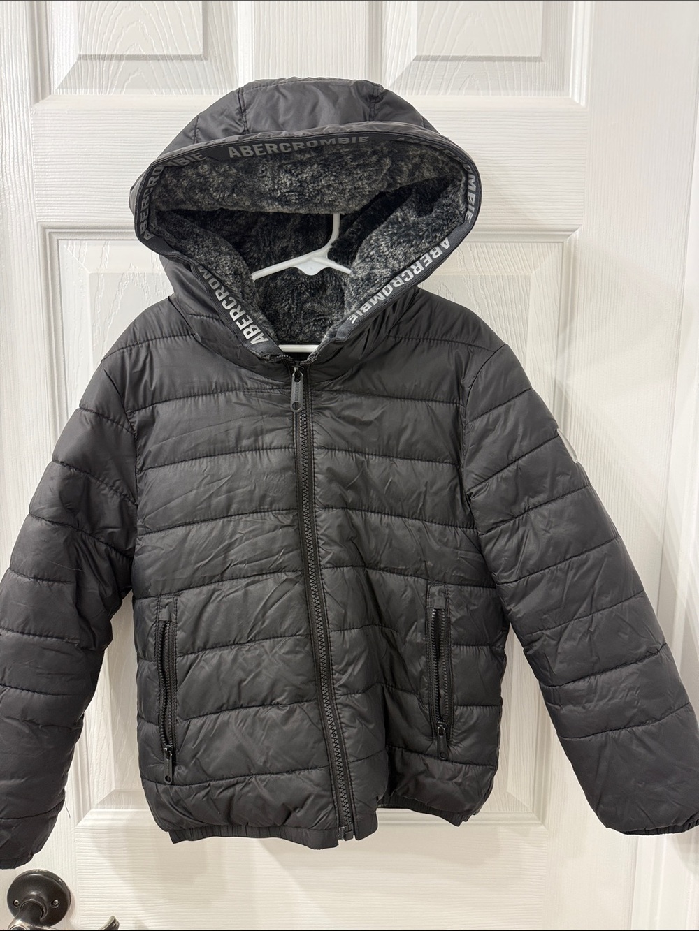 Abercrombie & Fitch Kids Black Quilted Hooded Puffer Jacket